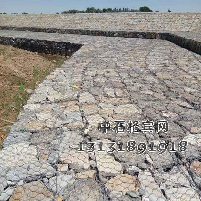 護(hù)岸雷諾護(hù)墊價(jià)格13131891918專業(yè)生產(chǎn)全國最低價(jià) 護(hù)岸雷諾護(hù)墊價(jià)格13131891918專業(yè)生產(chǎn)全國最低價(jià)